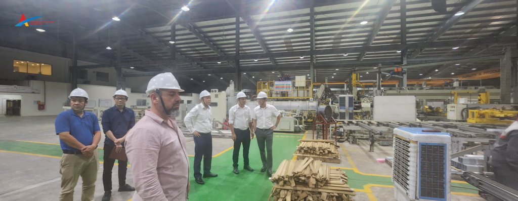 Tham quan quy trình sản xuất hiện đại của Nhôm Việt Pháp