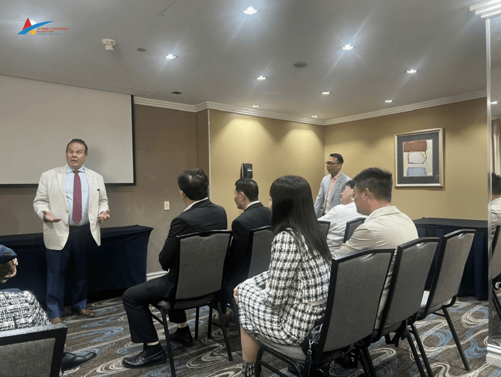 Businesses Speak at the Meeting and Exchange Session