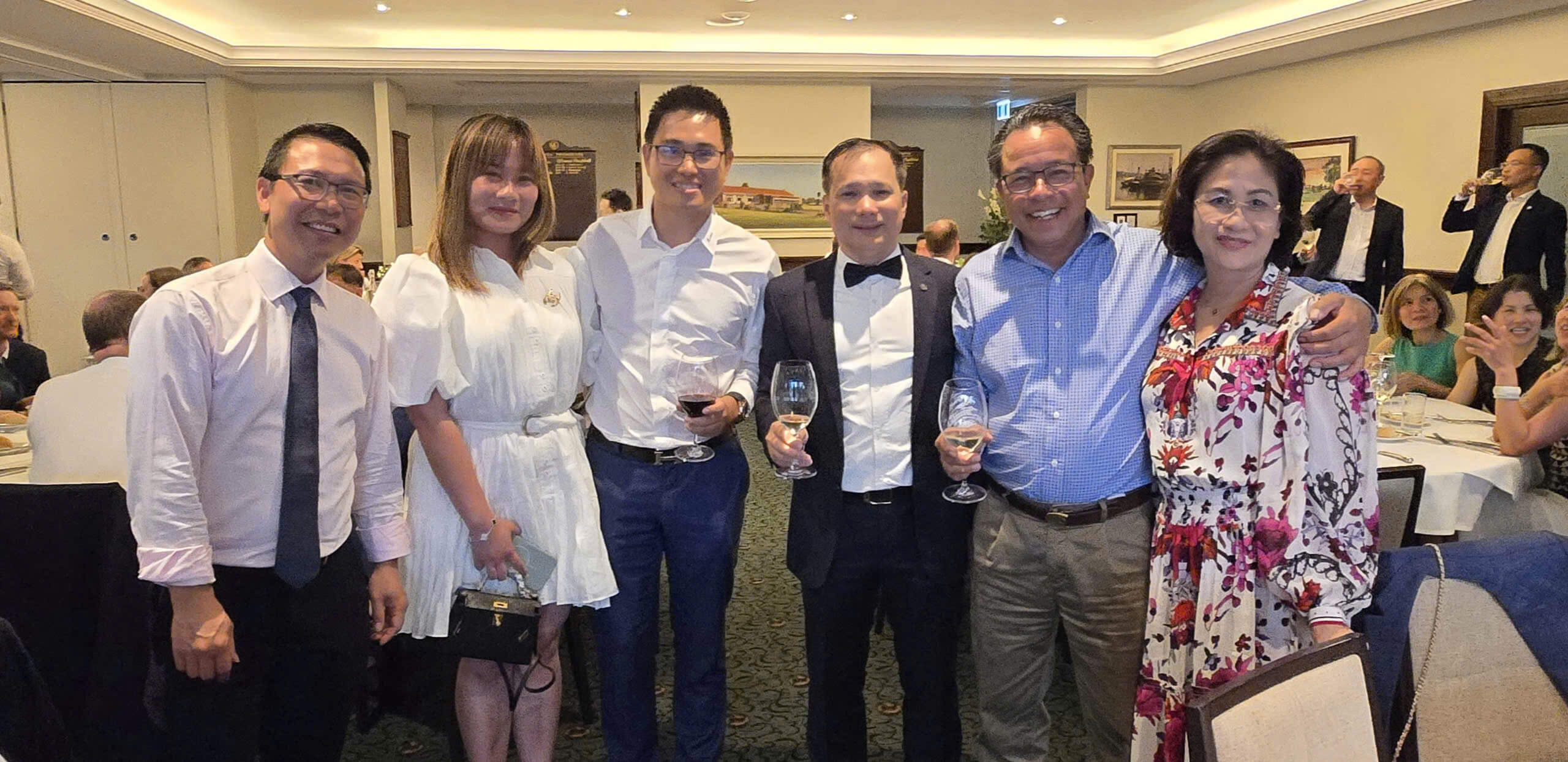 ATTENDING VIETNAM AIRLINES’ YEAR-END APPRECIATION EVENT IN SYDNEY