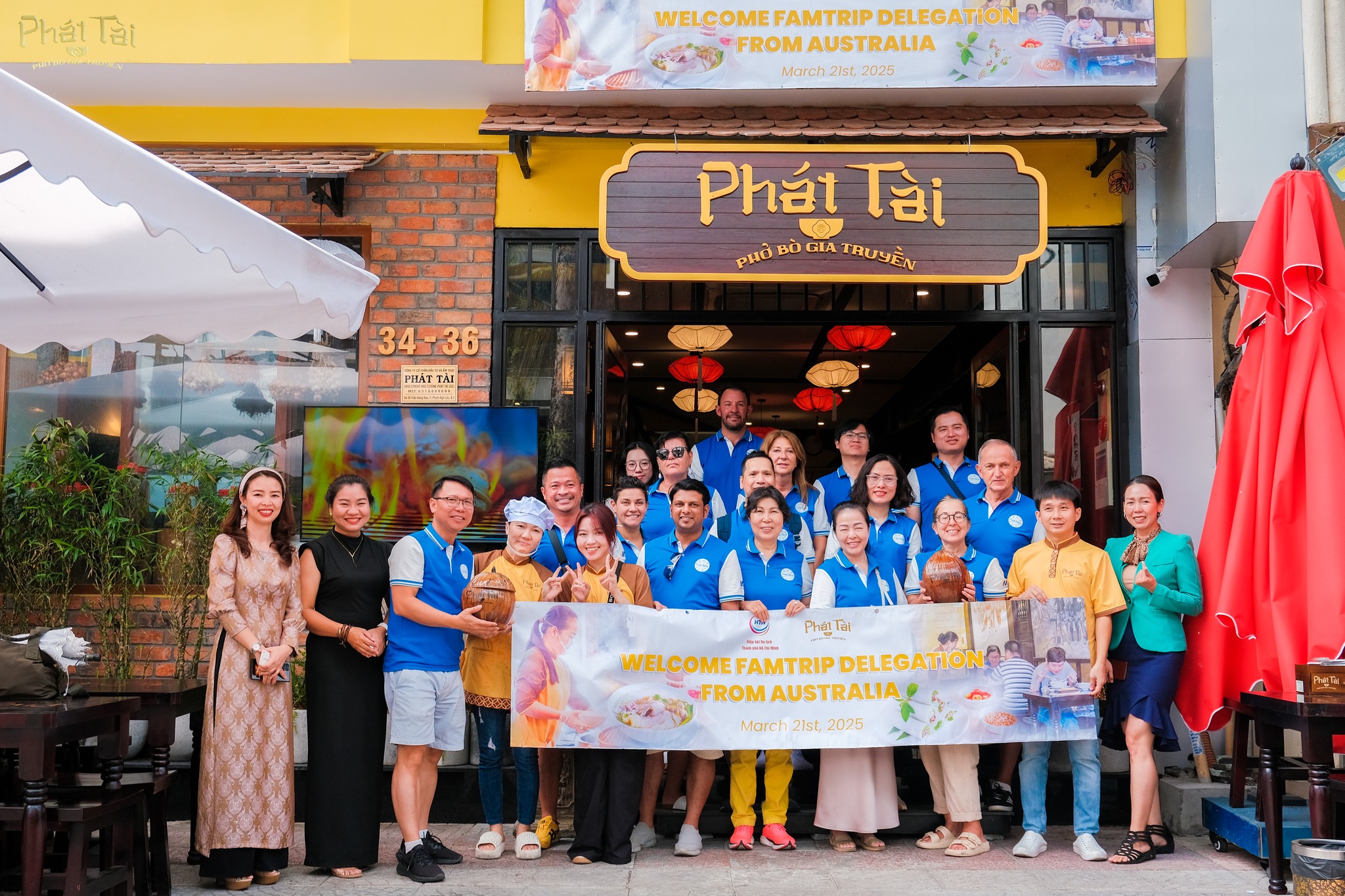 Trải Nghiệm Ẩm Thực Việt Tại Phở Phát Tài-Phở Bò Truyền Thống!
