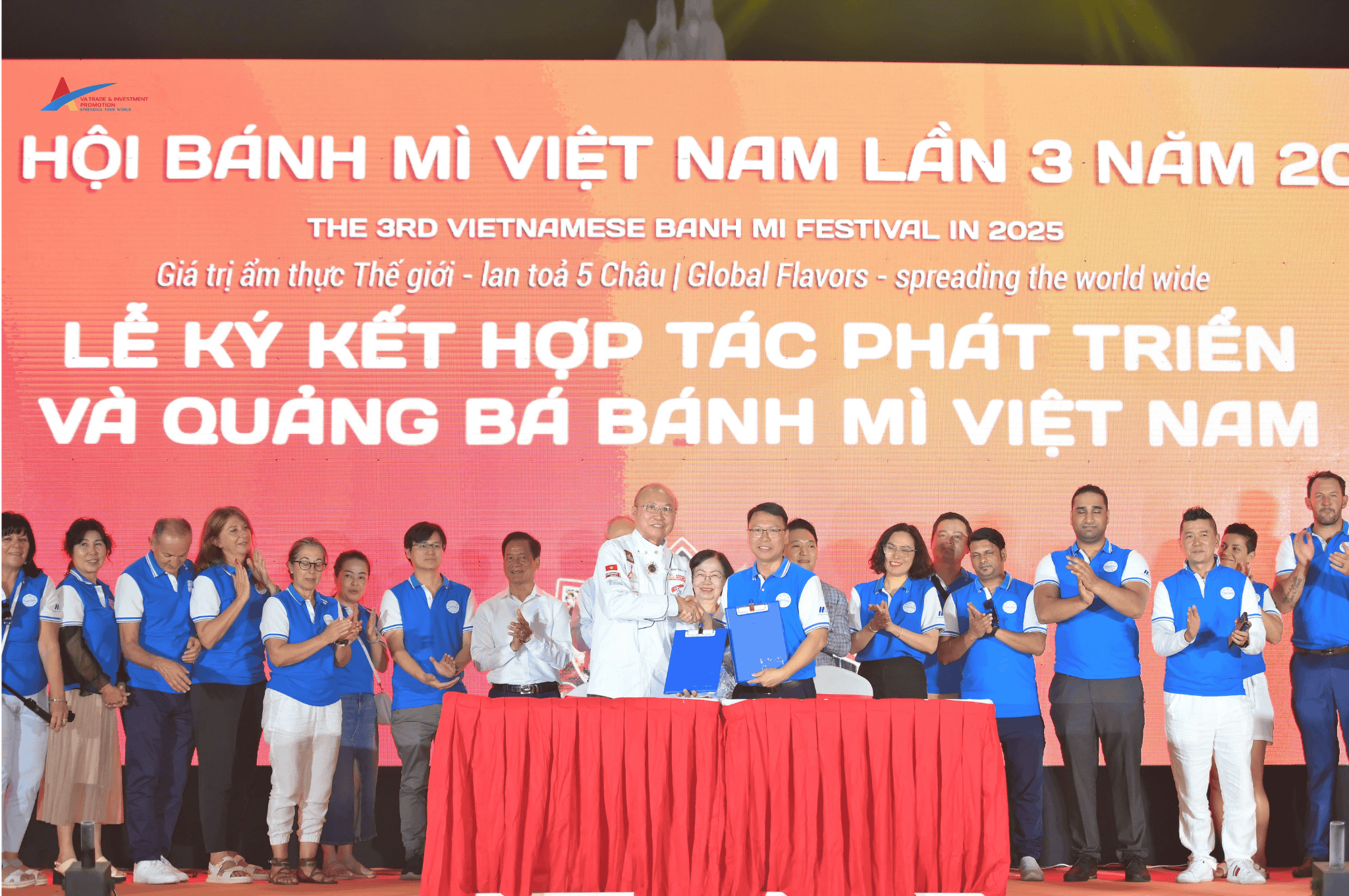 Ký kết hợp tác